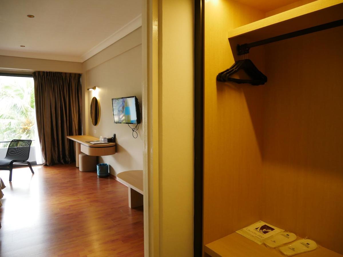 Tunamaya Beach&Spa Resort- Desaru Bagian luar foto
