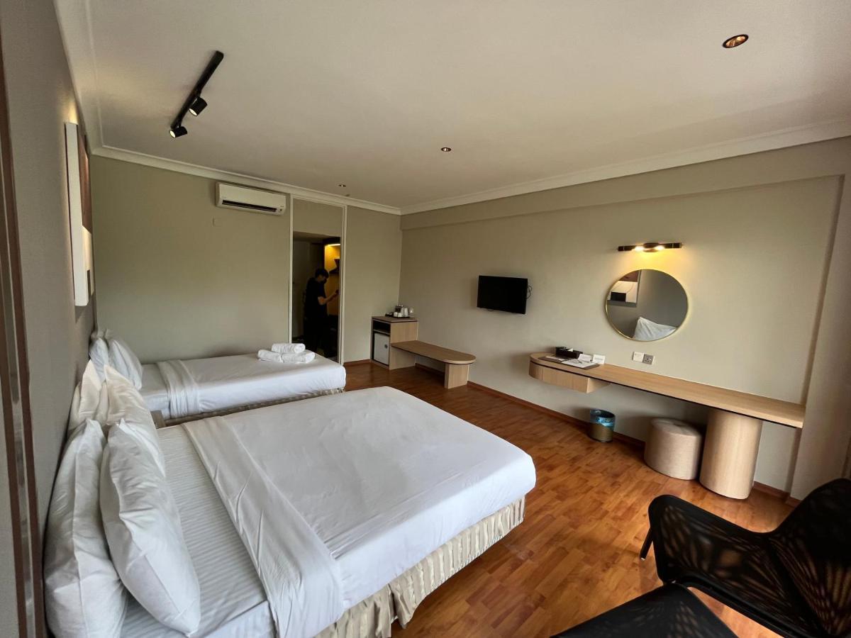 Tunamaya Beach&Spa Resort- Desaru Bagian luar foto