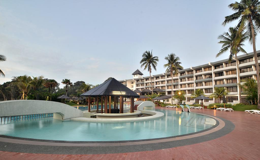 Tunamaya Beach&Spa Resort- Desaru Bagian luar foto